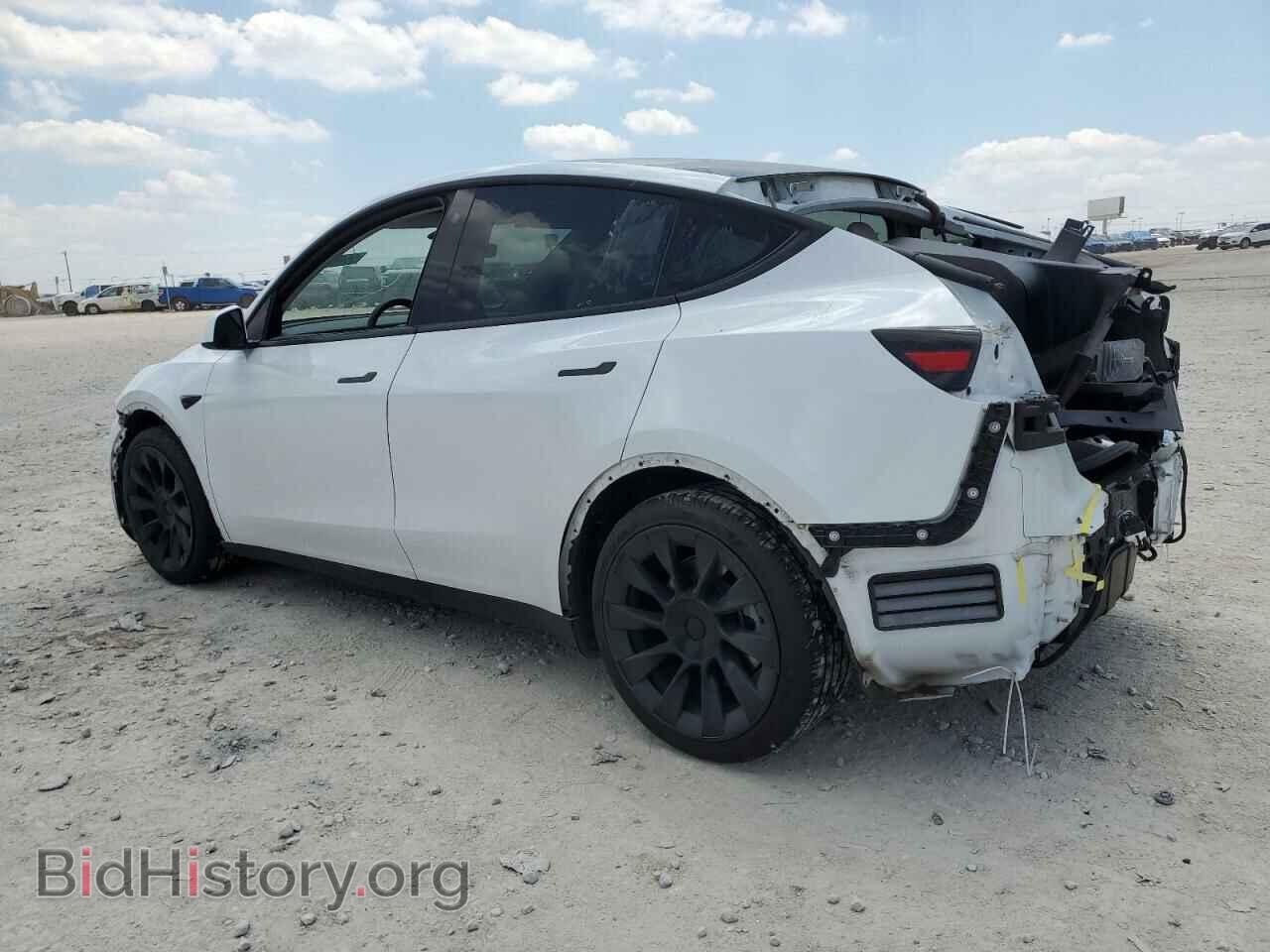 2021 TESLA MODEL Y - VIN: 5YJYGDED2MF123100 - Photo 2