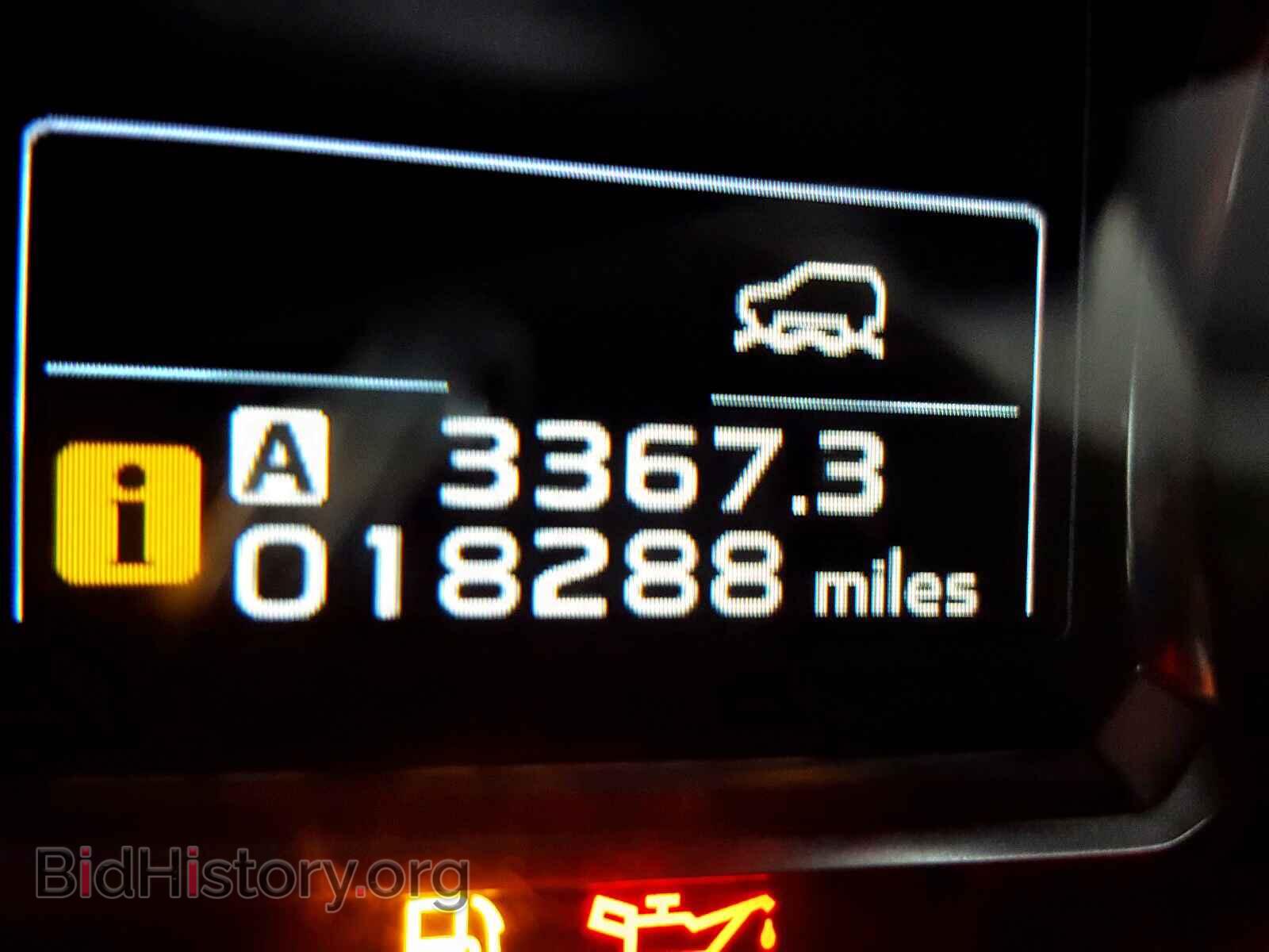 2018 SUBARU FORESTER - VIN: JF2SJAJC5JH526892 - Фото 8