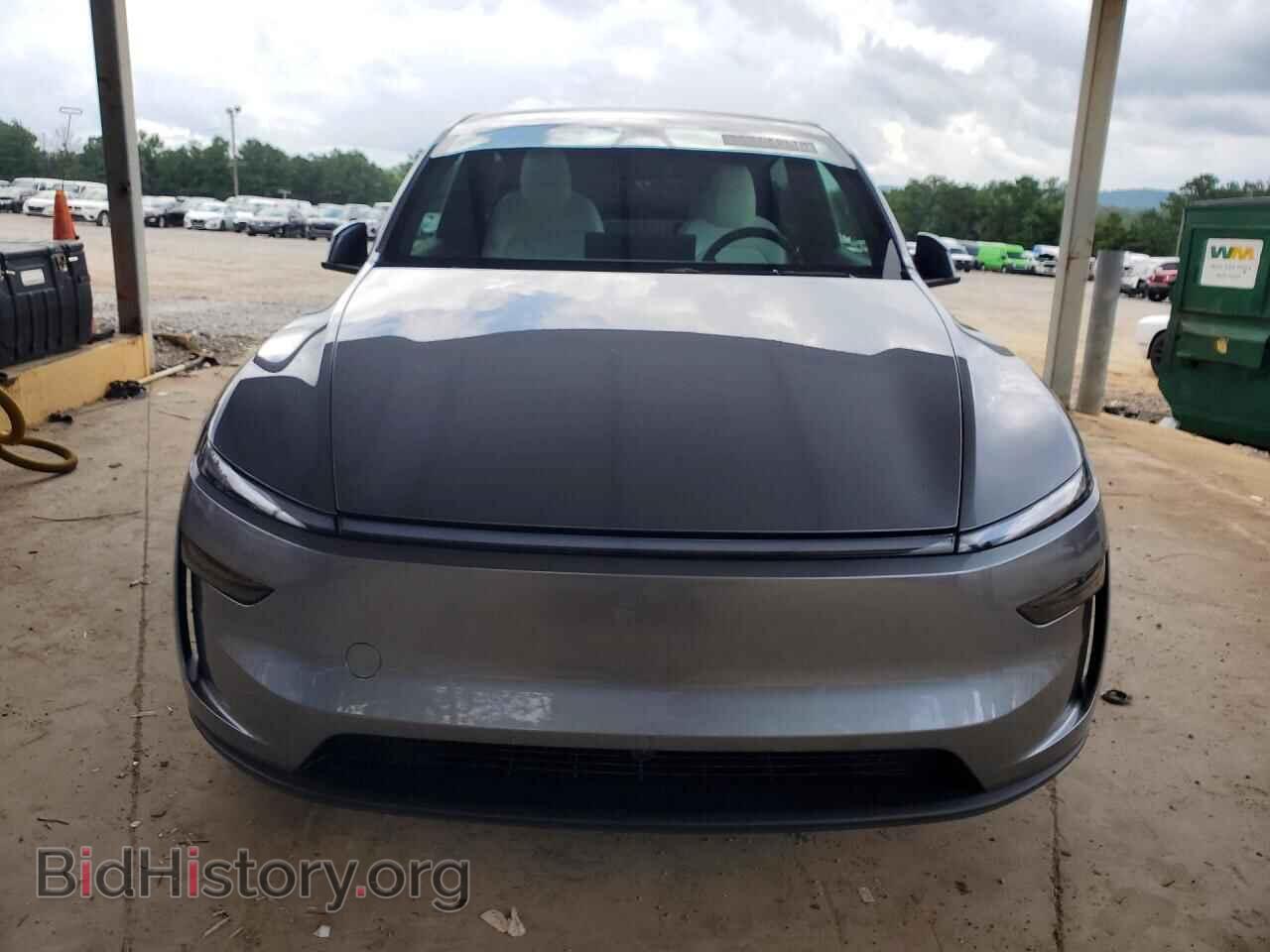 2026 TESLA MODEL Y - VIN: 7SAYGDEE2TA696943 - Photo 5