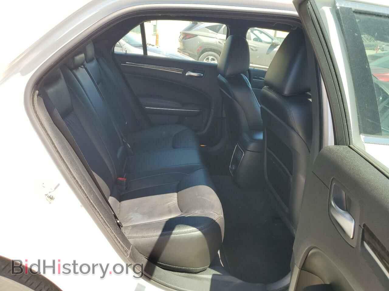 2011 CHRYSLER 300 - VIN: 2C3CA5CG9BH528591 - Фото 10