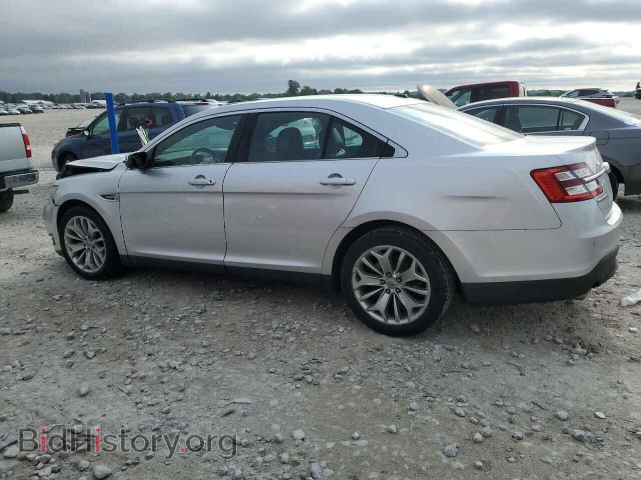 2013 FORD TAURUS - VIN: 1FAHP2F86DG188338 - Фото 2