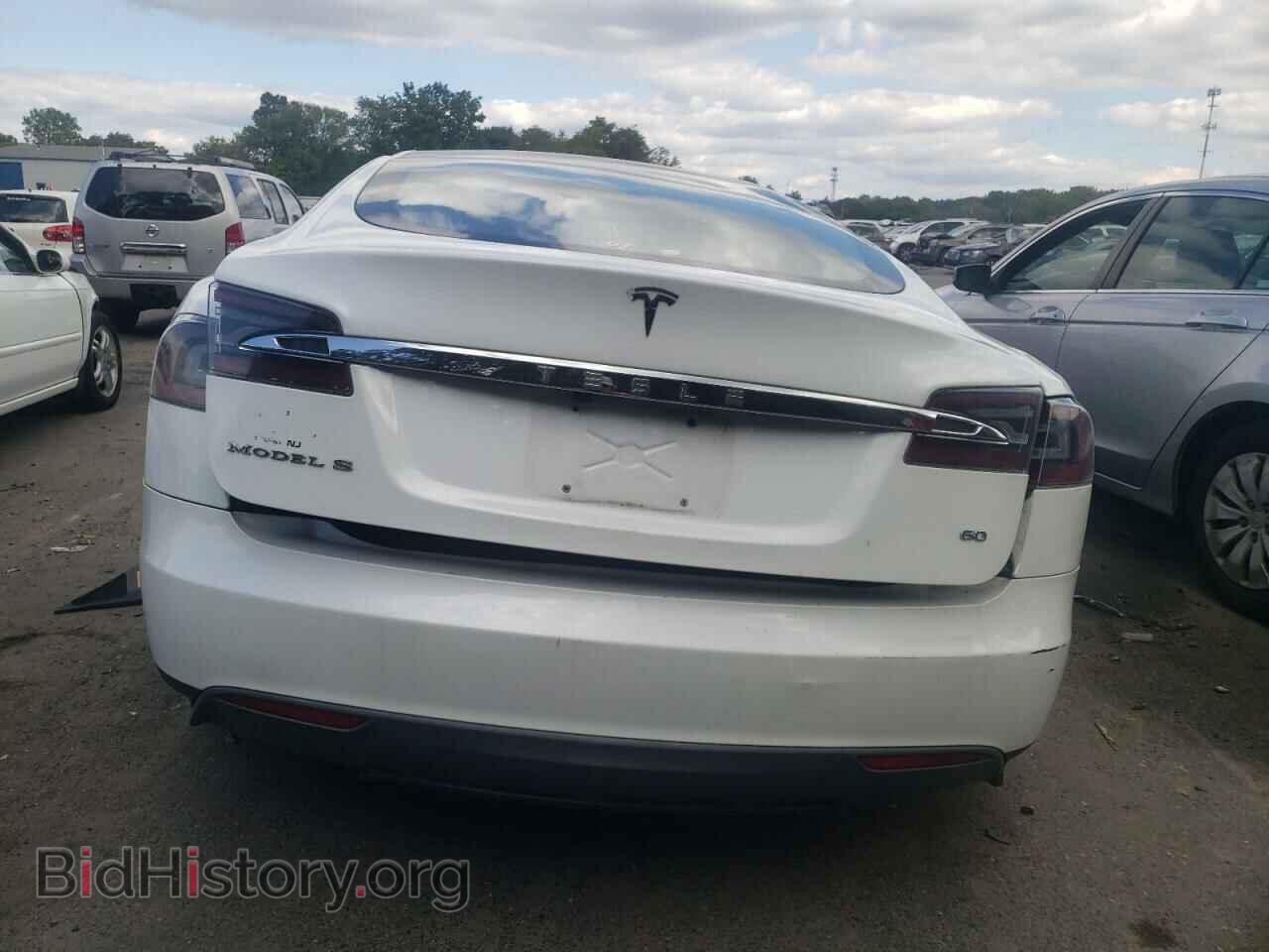 2014 TESLA MODEL S - VIN: 5YJSA1S15EFP44834 - Фото 10