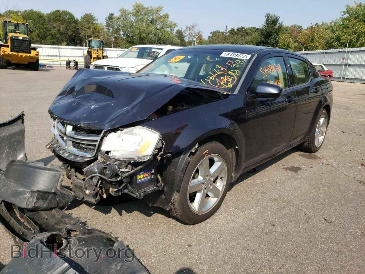 2011 DODGE AVENGER - VIN: 1B3BD2FG1BN500222 - Photo 2