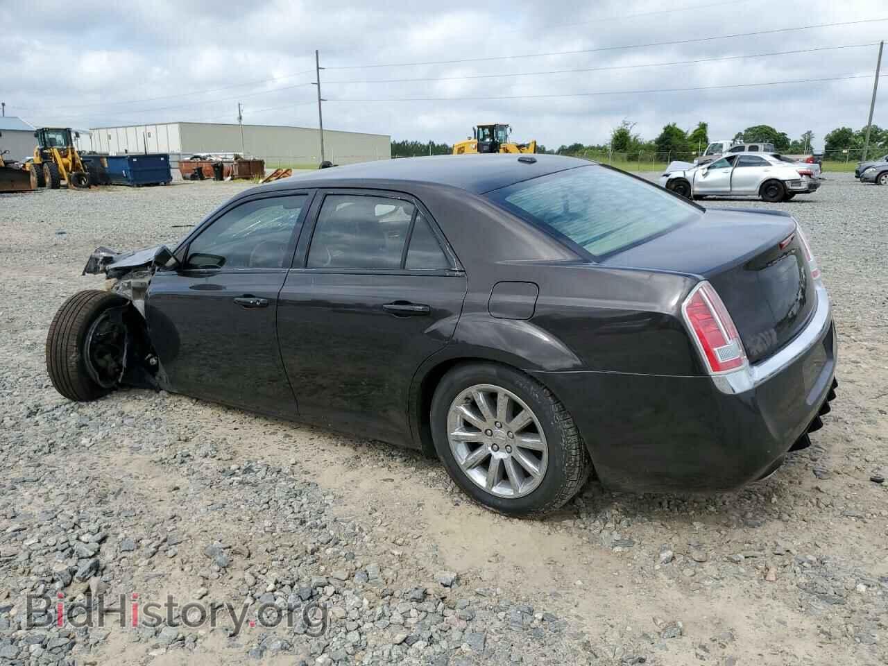 2013 CHRYSLER 300 - VIN: 2C3CCAET9DH565639 - Фото 2