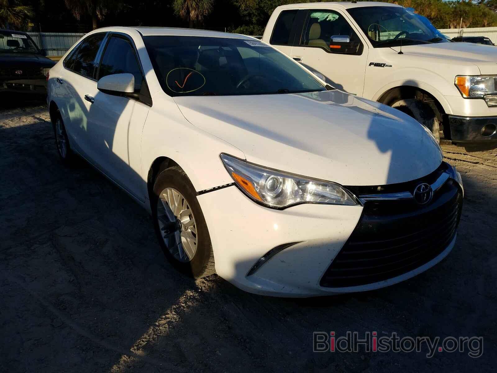 Photo 4T1BF1FK8HU443633 - TOYOTA CAMRY 2017