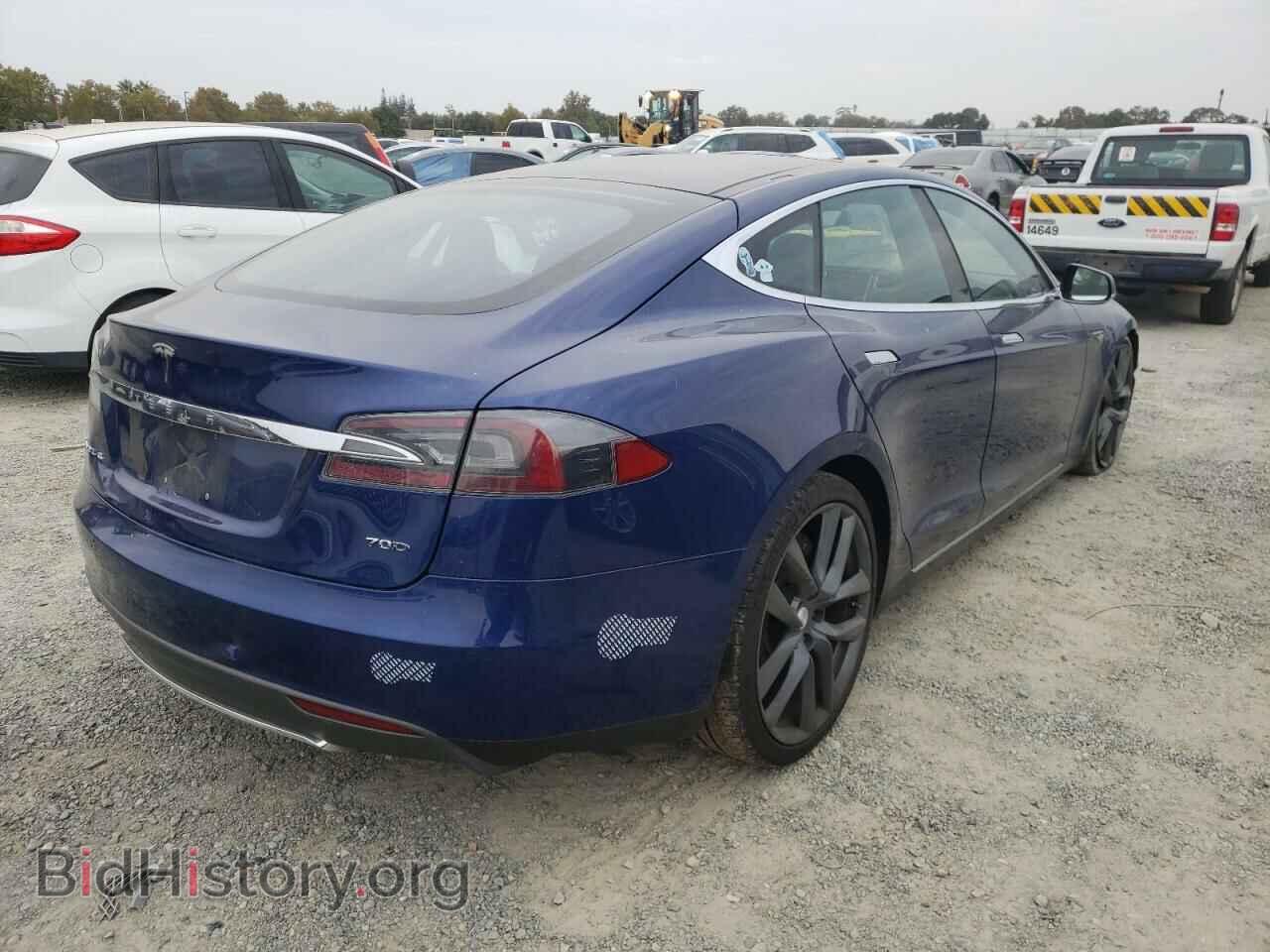 2015 TESLA MODEL S - VIN: 5YJSA1S28FF091720 - Фото 4