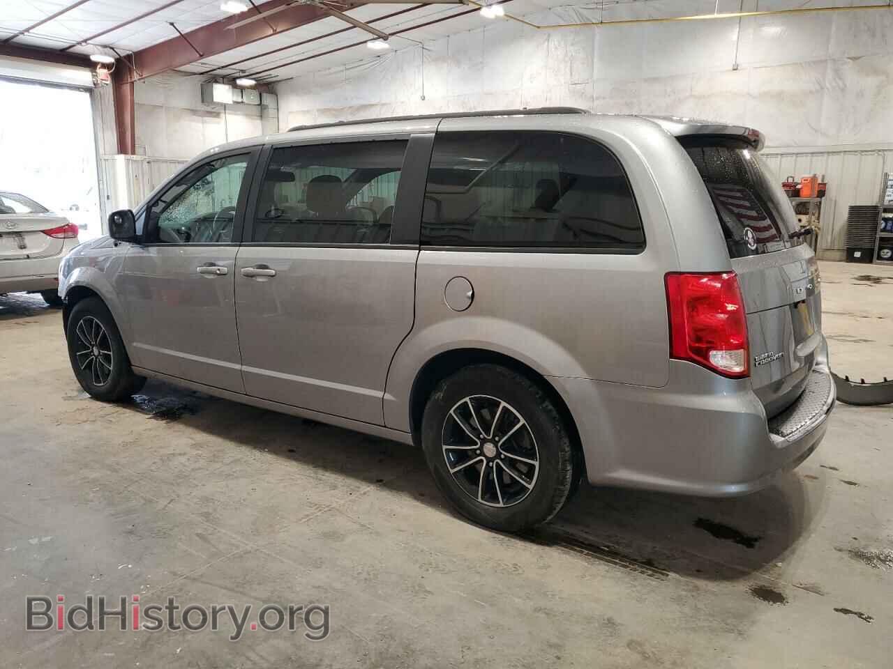 2018 DODGE CARAVAN - VIN: 2C4RDGEG5JR221725 - Фото 2