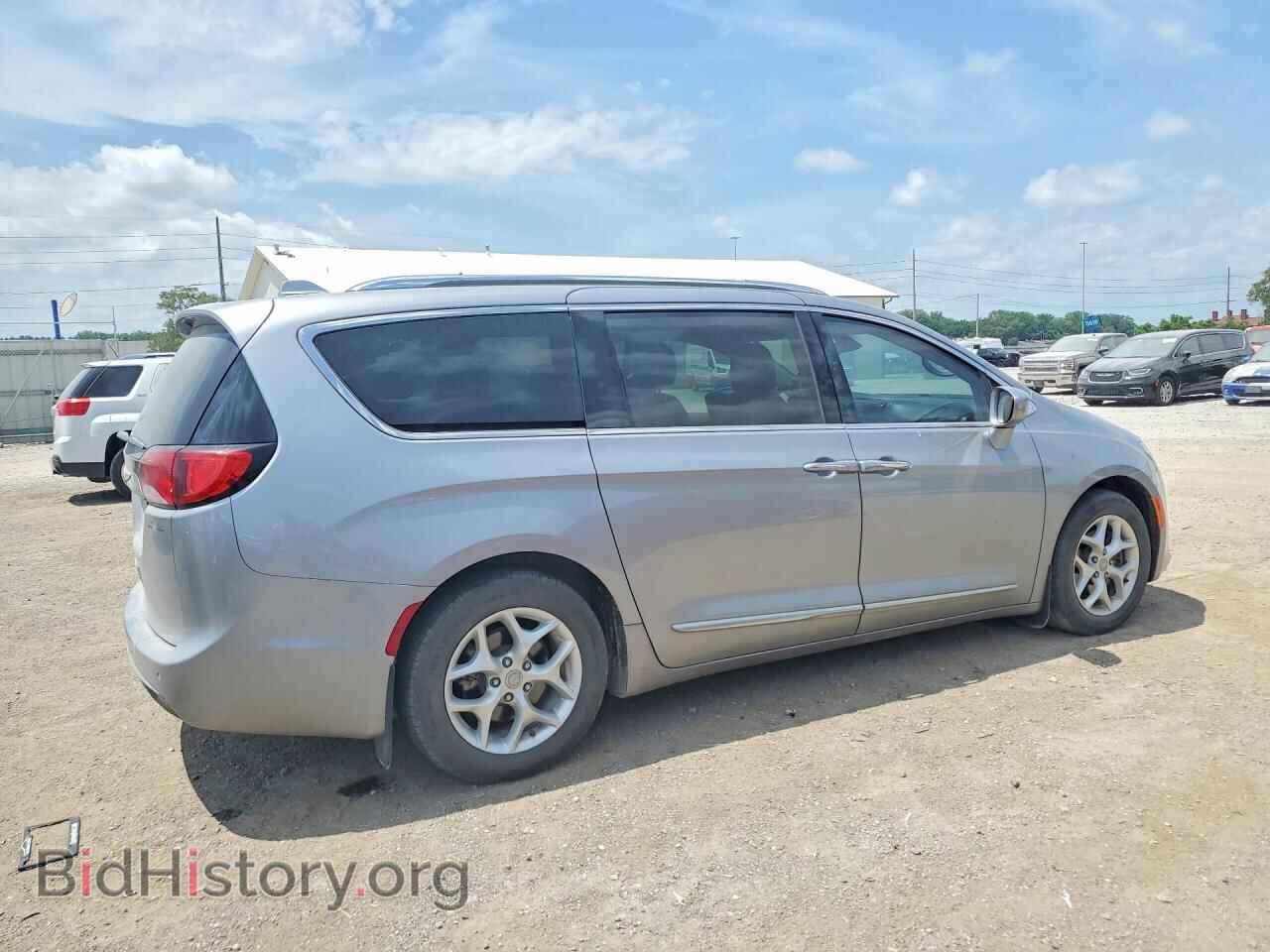 2018 CHRYSLER PACIFICA - VIN: 2C4RC1EG8JR158135 - Фото 3