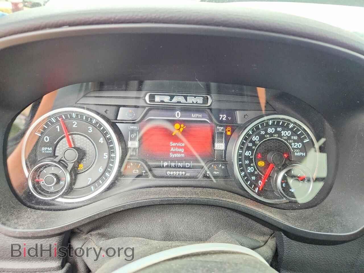 2021 RAM 1500 - VIN: 1C6SRFFT8MN729902 - Photo 9