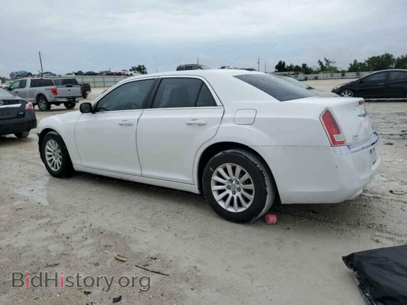 2014 Chrysler 300 (VIN 2C3CCAAG0EH181100) — фото 2 из 13