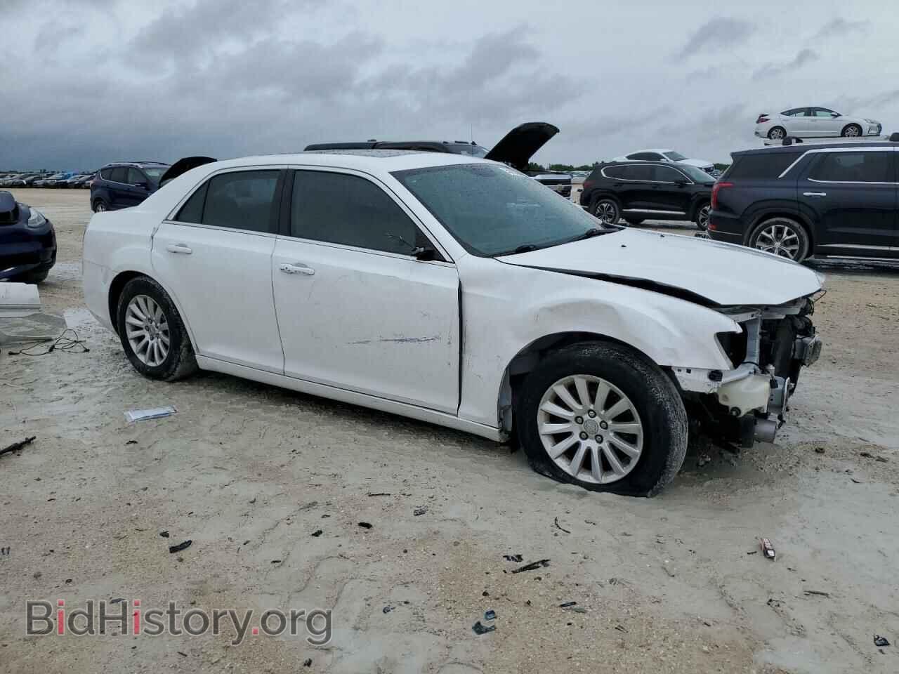 2014 CHRYSLER 300 - VIN: 2C3CCAAG0EH181100 - Фото 4
