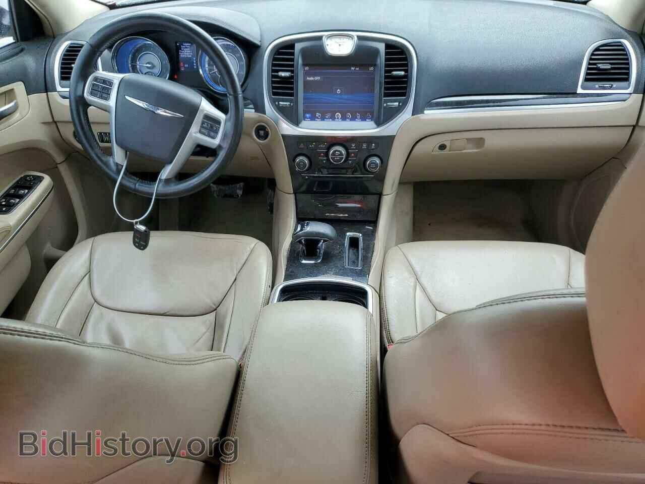 2014 CHRYSLER 300 - VIN: 2C3CCAAG0EH181100 - Фото 8