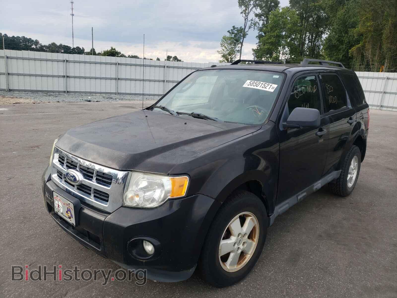 2011 FORD ESCAPE - VIN: 1FMCU0D70BKB87946 - Фото 2