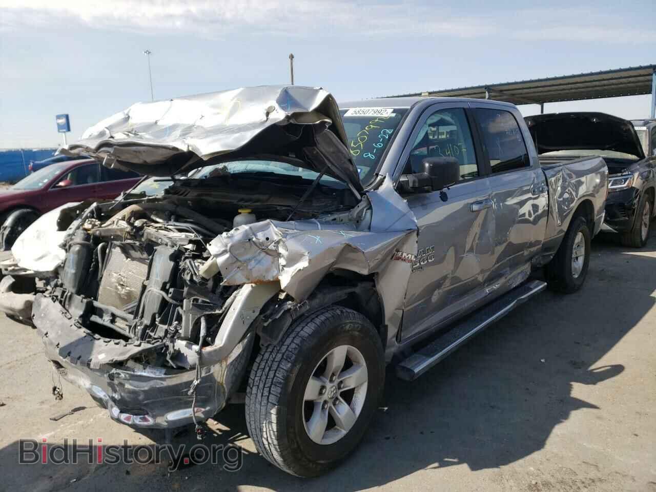 2020 RAM 1500 - VIN: 1C6RR6TT8LS156258 - Photo 2