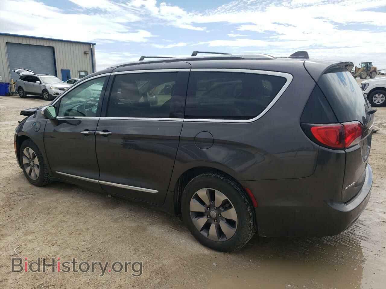 2018 CHRYSLER PACIFICA - VIN: 2C4RC1N72JR359030 - Фото 2