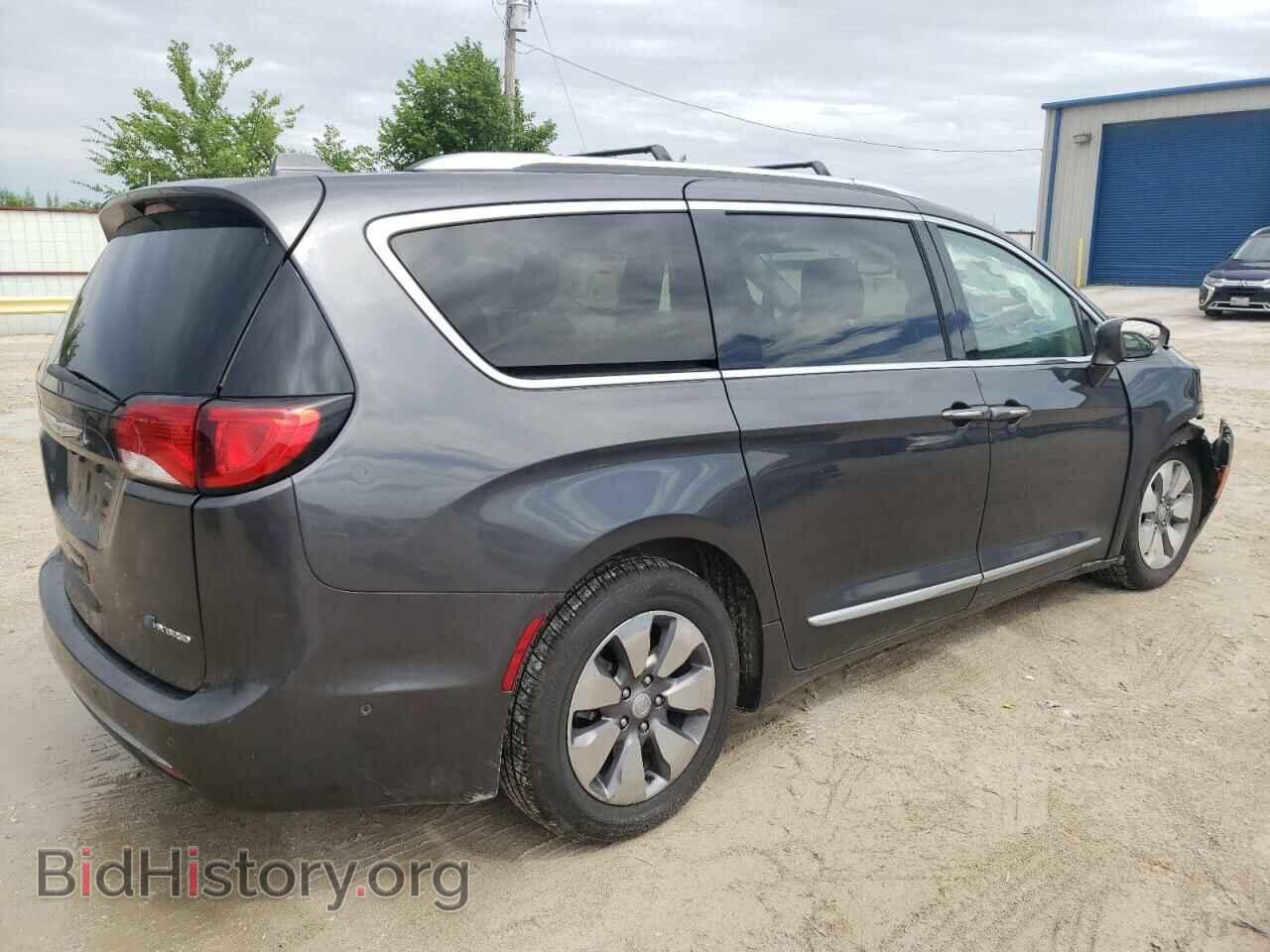 2018 CHRYSLER PACIFICA - VIN: 2C4RC1N72JR359030 - Фото 3