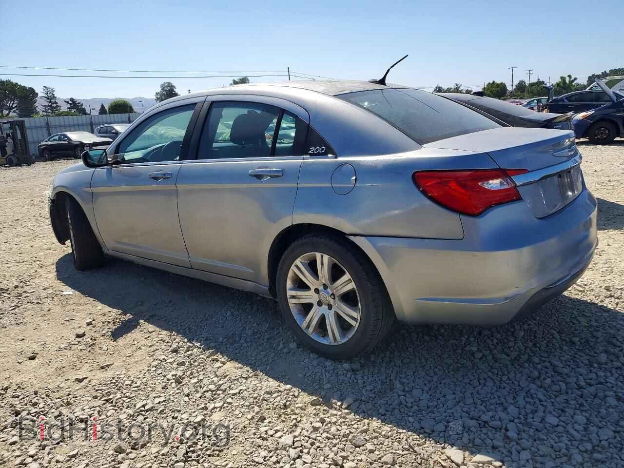 2013 CHRYSLER 200 - VIN: 1C3CCBAB5DN640069 - Photo 2