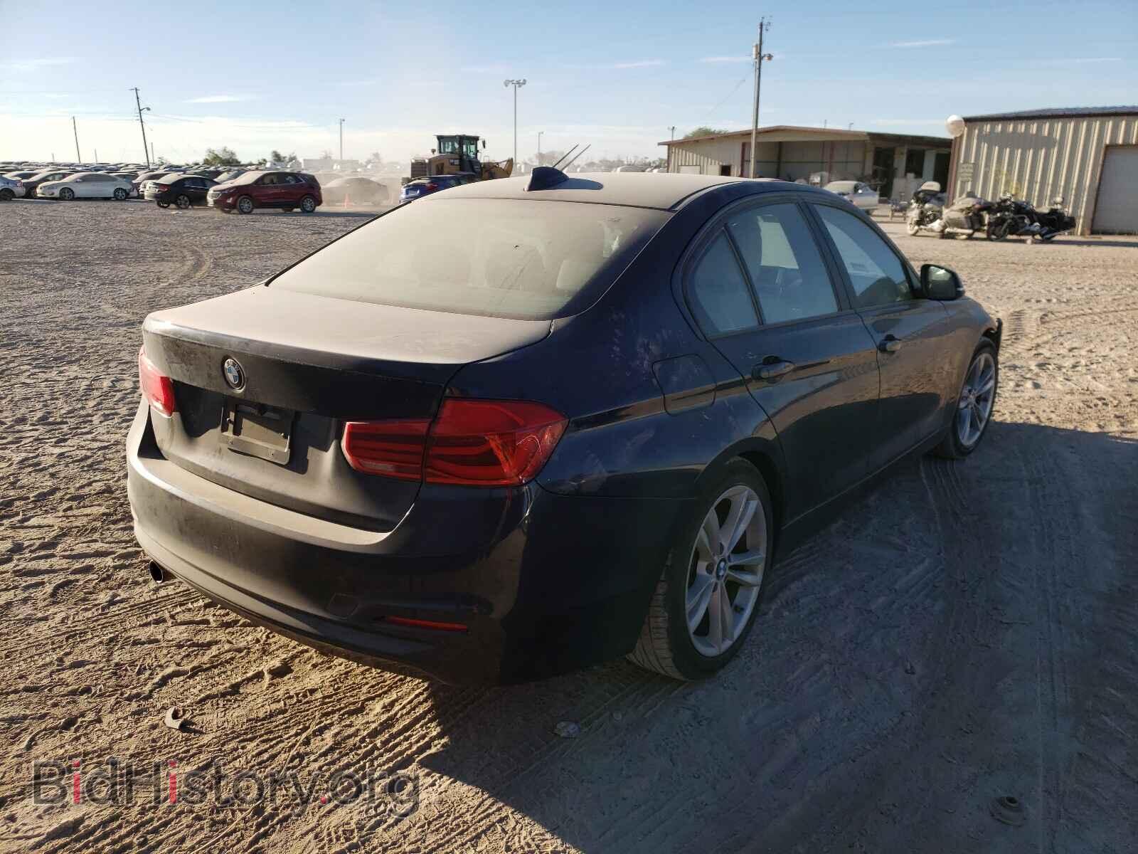 2016 BMW 3 SERIES - VIN: WBA8A9C51GK618435 - Фото 4