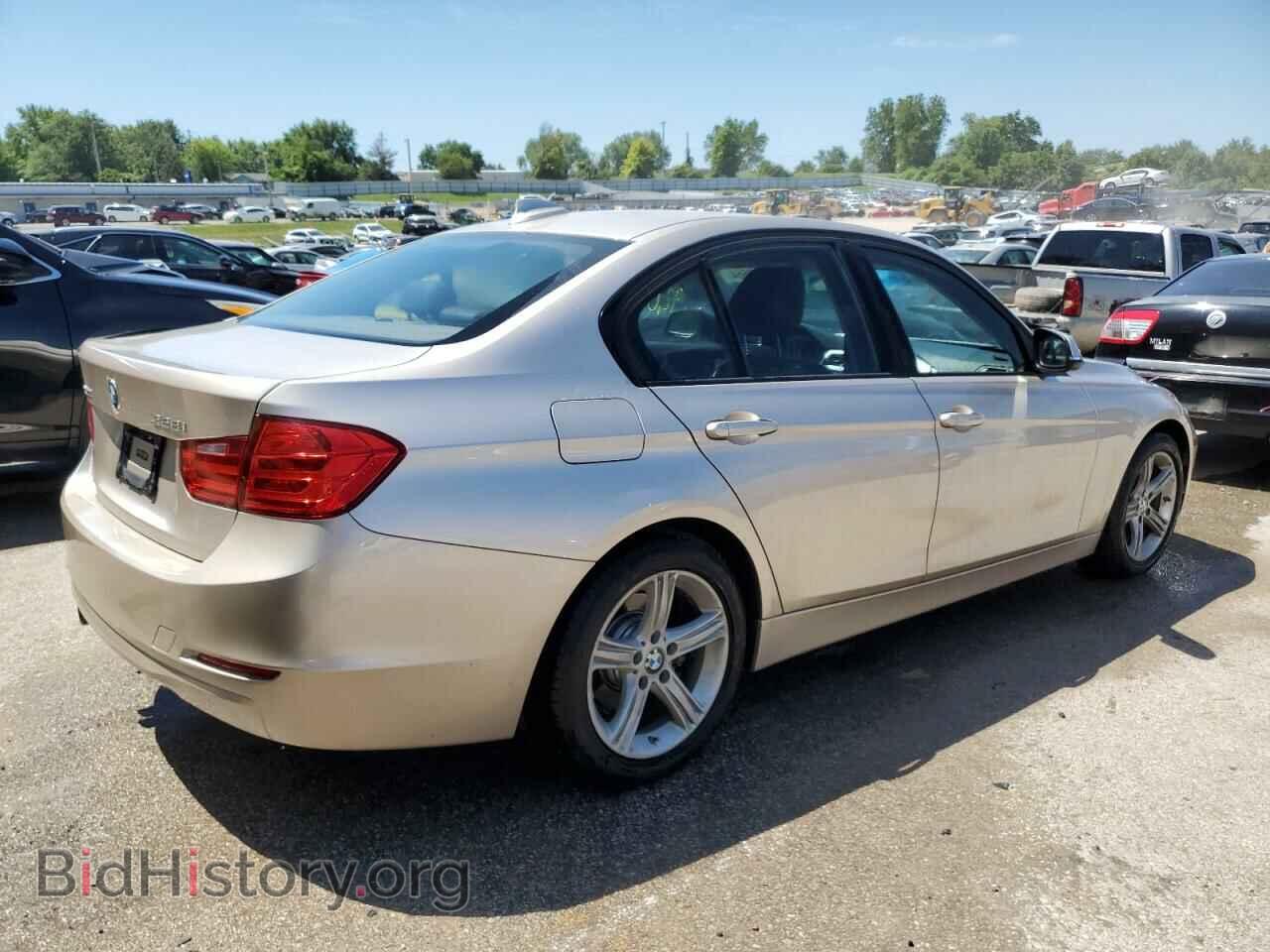 2013 BMW 3 SERIES - VIN: WBA3B3C56DJ810214 - Фото 3