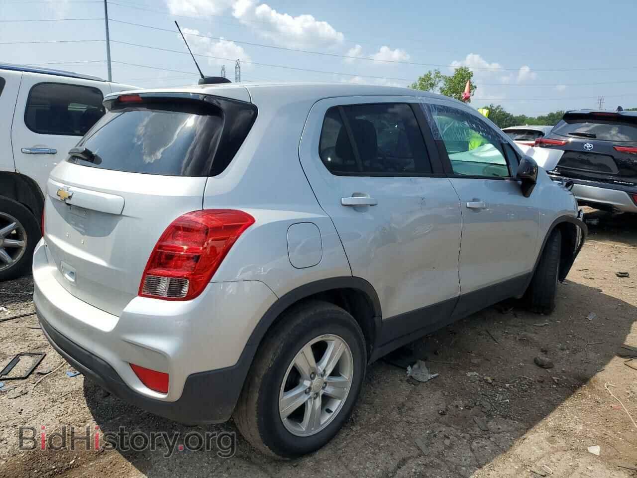 2019 CHEVROLET TRAX - VIN: 3GNCJKSB3KL405576 - Photo 3