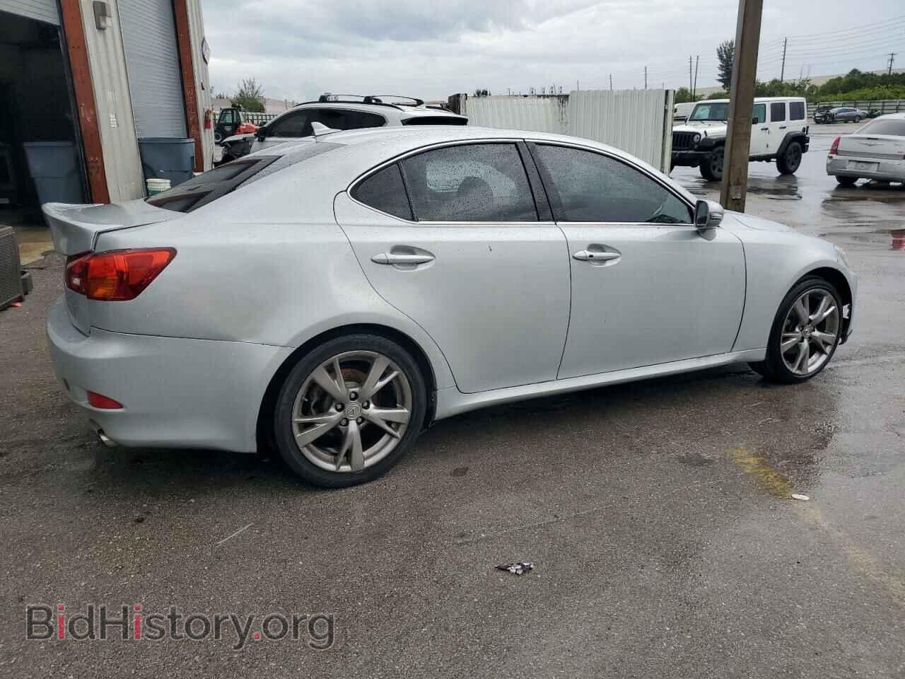 2010 LEXUS IS - VIN: JTHBF5C2XA2094300 - Photo 3
