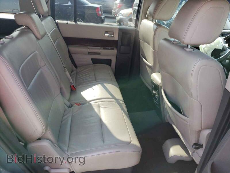 2010 Ford FLEX (VIN 2FMGK5CC6ABA66348) — фото 6 из 10