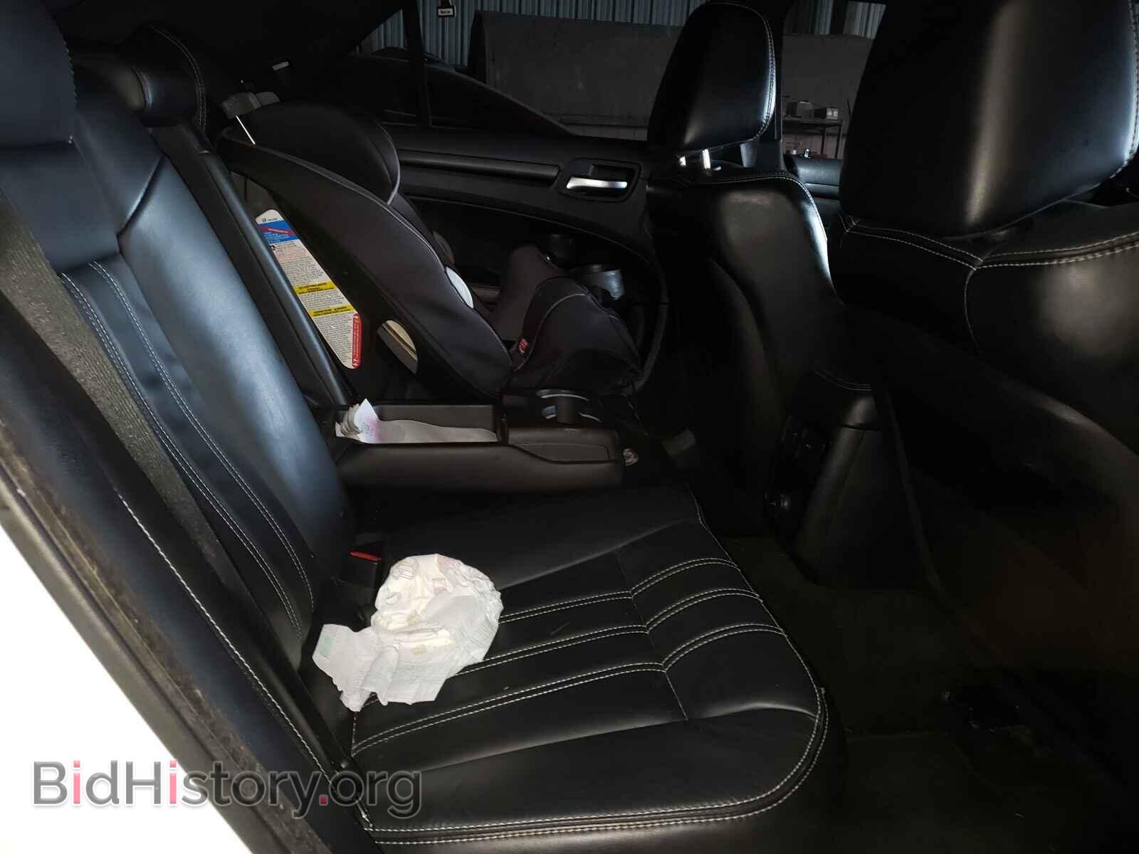 2014 CHRYSLER 300 - VIN: 2C3CCABG5EH328381 - Фото 6