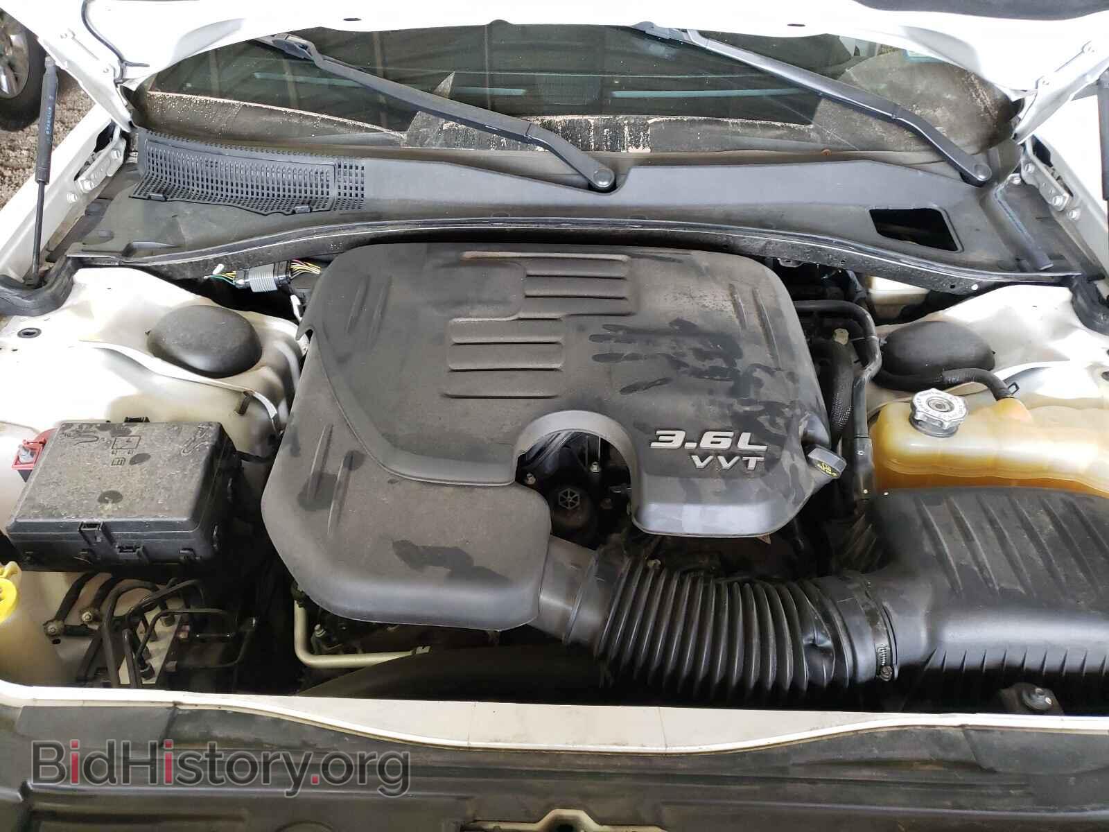 2014 CHRYSLER 300 - VIN: 2C3CCABG5EH328381 - Фото 7
