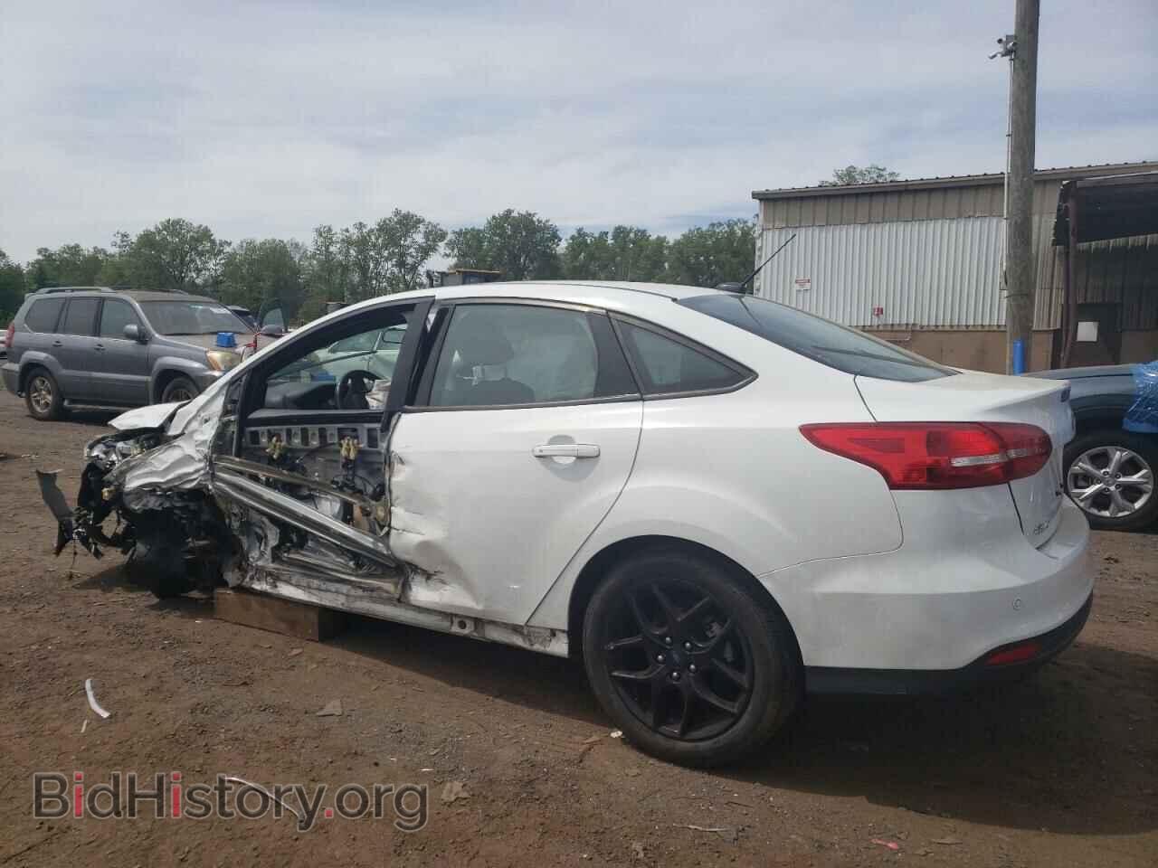2016 FORD FOCUS - VIN: 1FADP3F23GL329913 - Фото 2