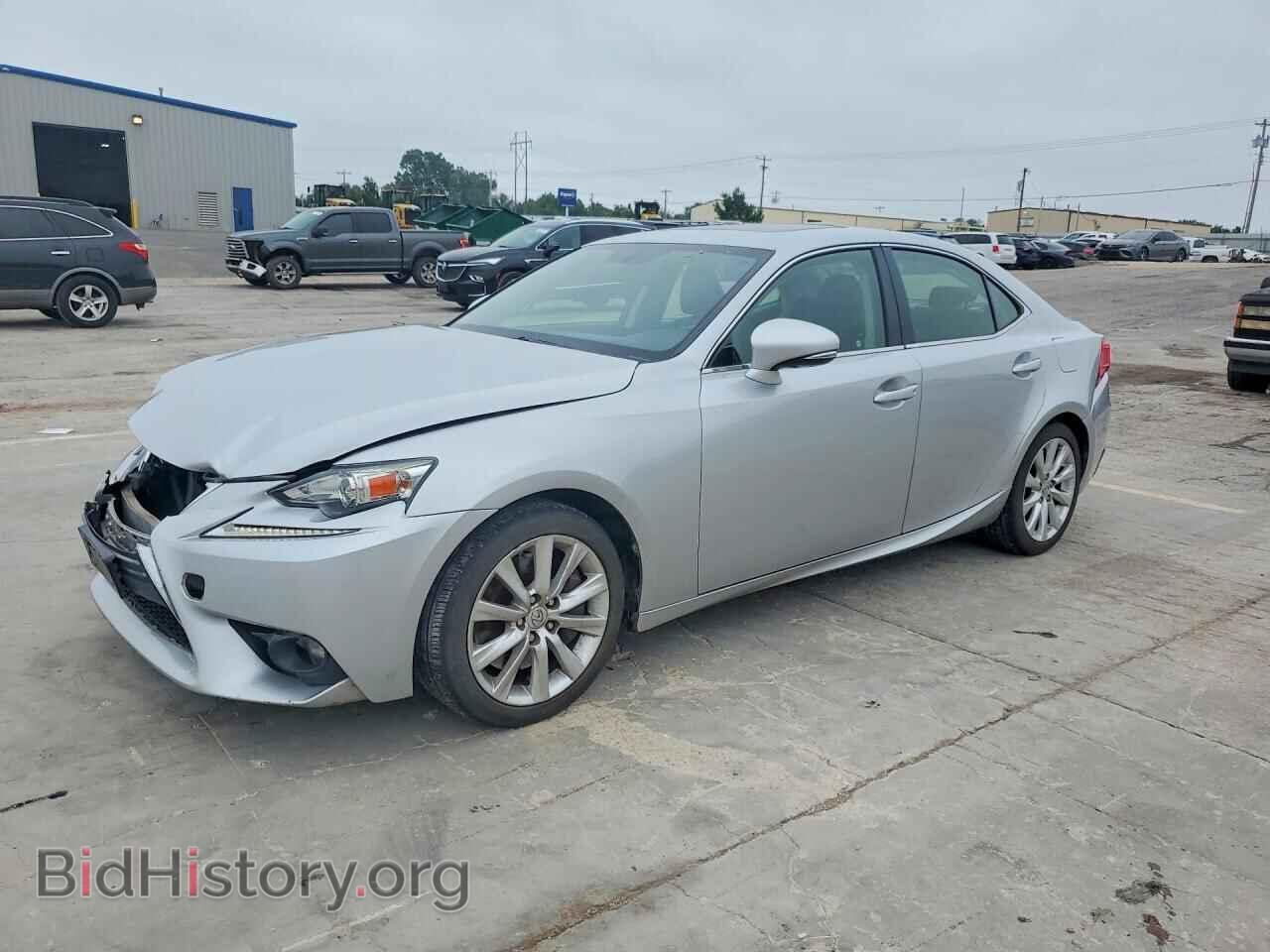 Фотография JTHBA1D20G5015908 - LEXUS IS 2016