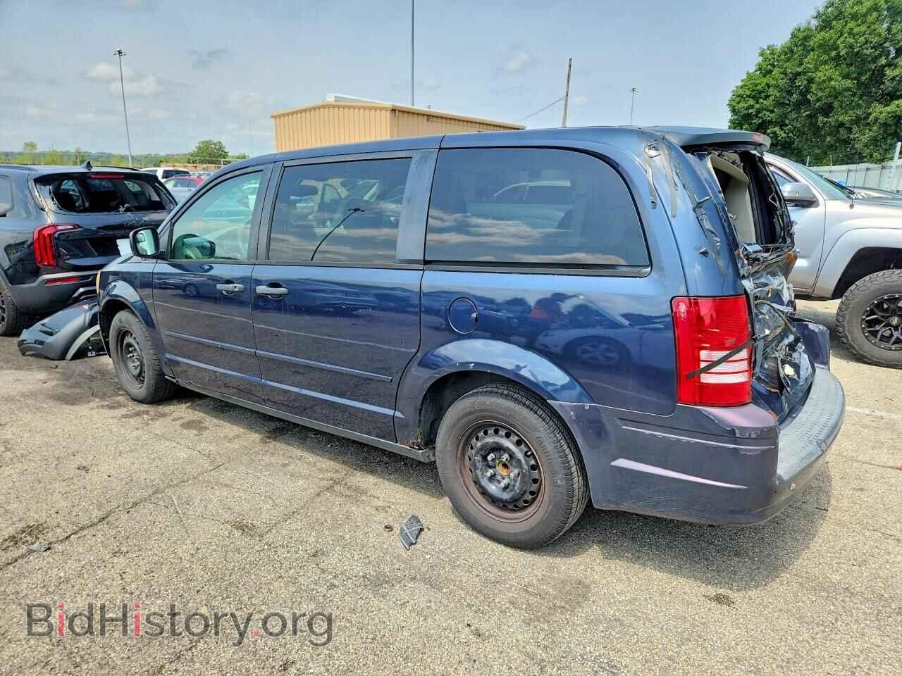 2008 CHRYSLER MINIVAN - VIN: 2A8HR44H18R816581 - Фото 2