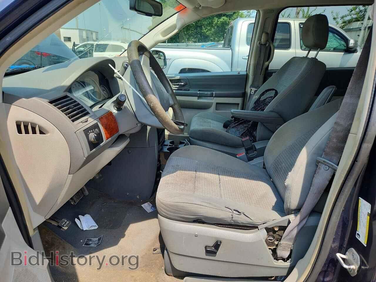 2008 CHRYSLER MINIVAN - VIN: 2A8HR44H18R816581 - Фото 7