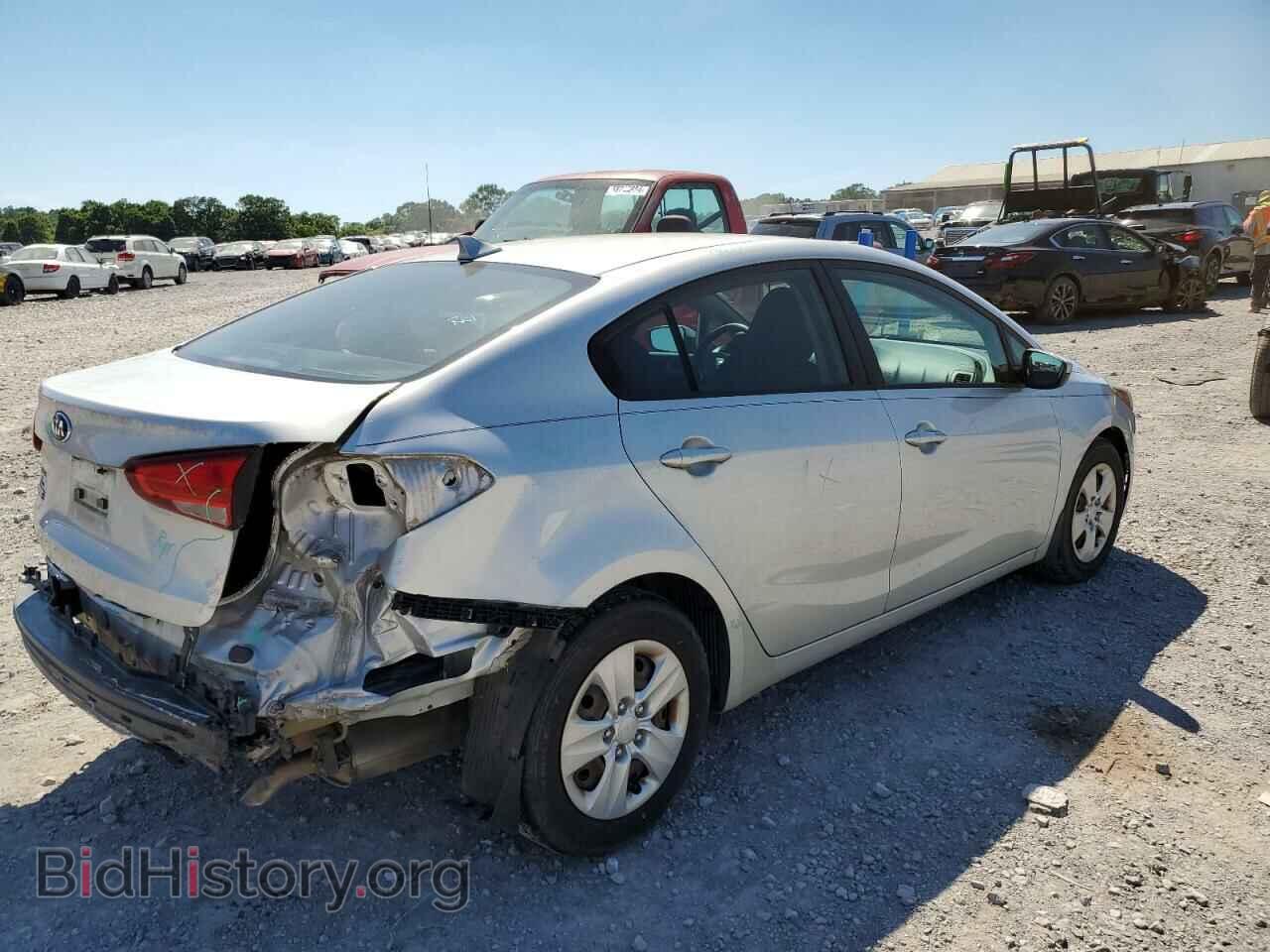 2017 KIA FORTE - VIN: 3KPFK4A76HE103806 - Фото 3