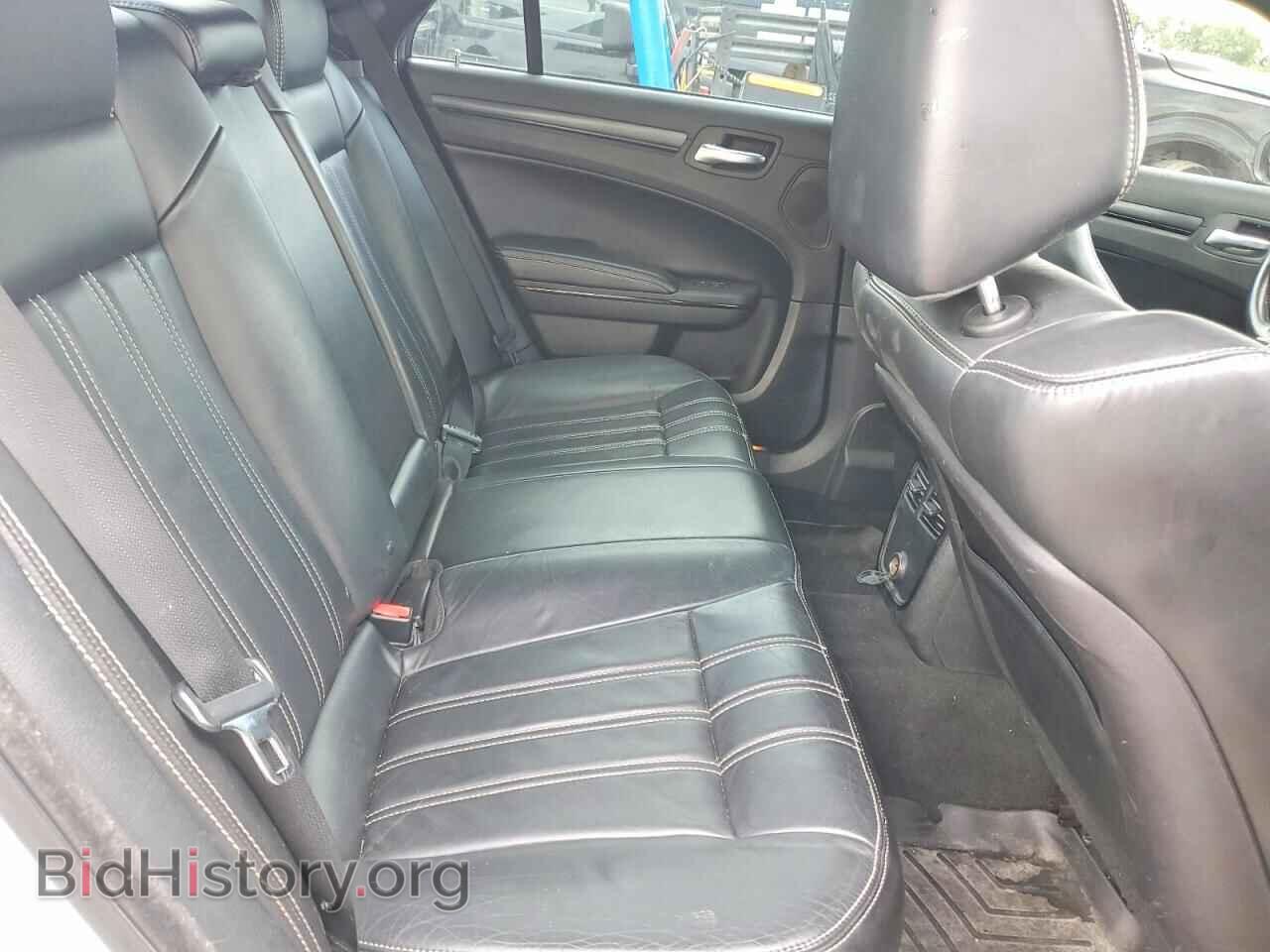 2014 CHRYSLER 300 - VIN: 2C3CCAGG4EH297732 - Photo 10