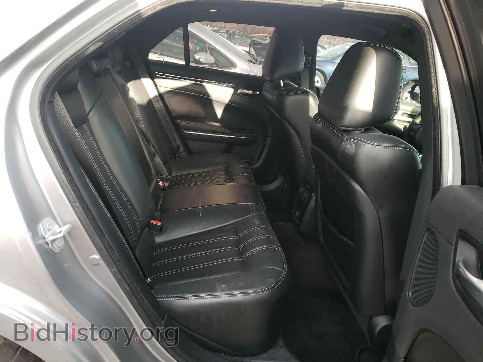 2017 CHRYSLER 300 - VIN: 2C3CCABG5HH668702 - Фото 6