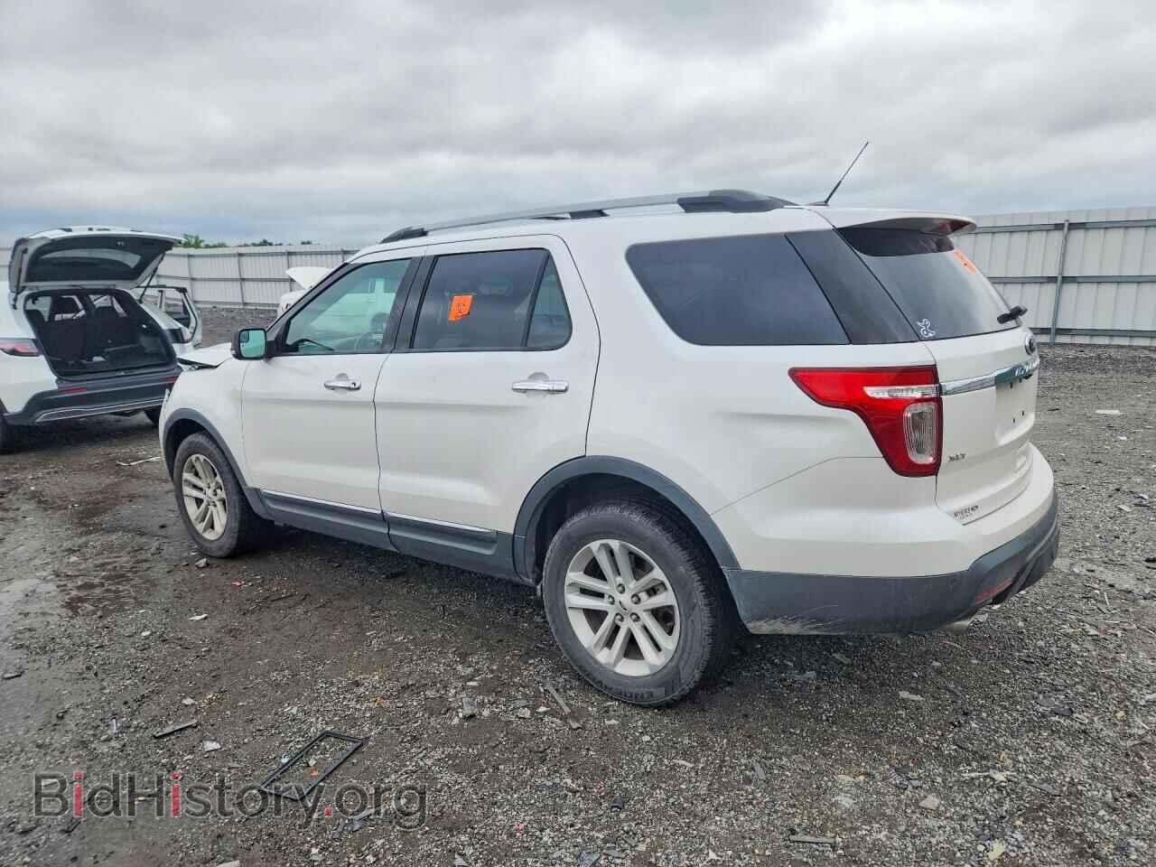 2015 FORD EXPLORER - VIN: 1FM5K8D8XFGA01697 - Photo 2