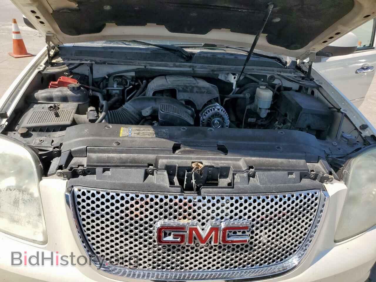 2010 GMC YUKON - VIN: 1GKUKEEF3AR174992 - Photo 12