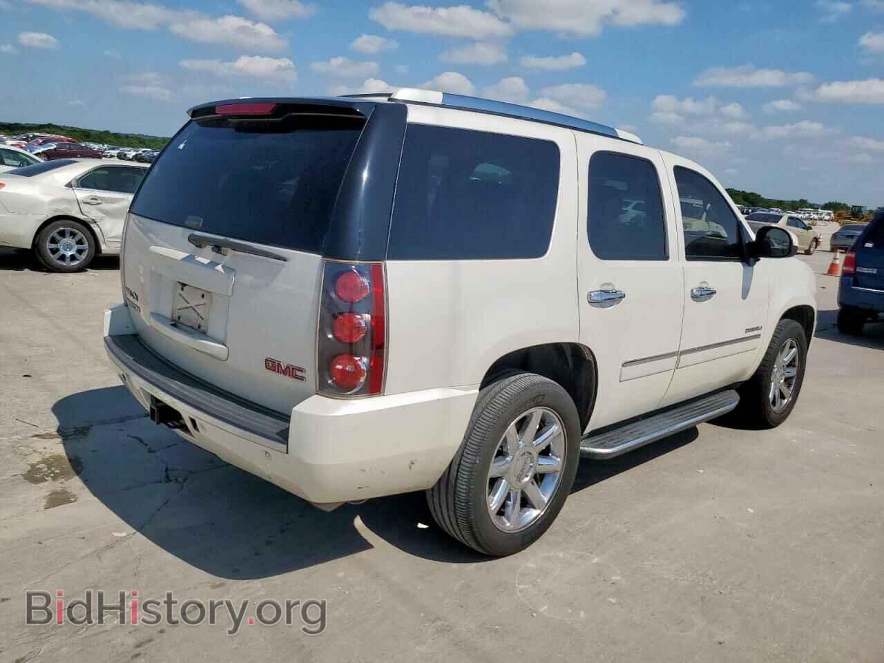 2010 GMC YUKON - VIN: 1GKUKEEF3AR174992 - Photo 3