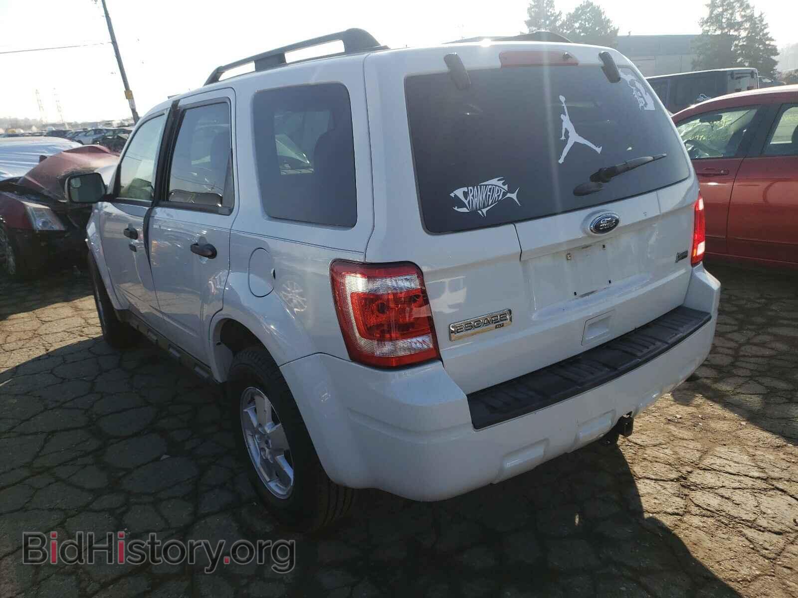 2011 FORD ESCAPE - VIN: 1FMCU9DG2BKC03780 - Фото 3