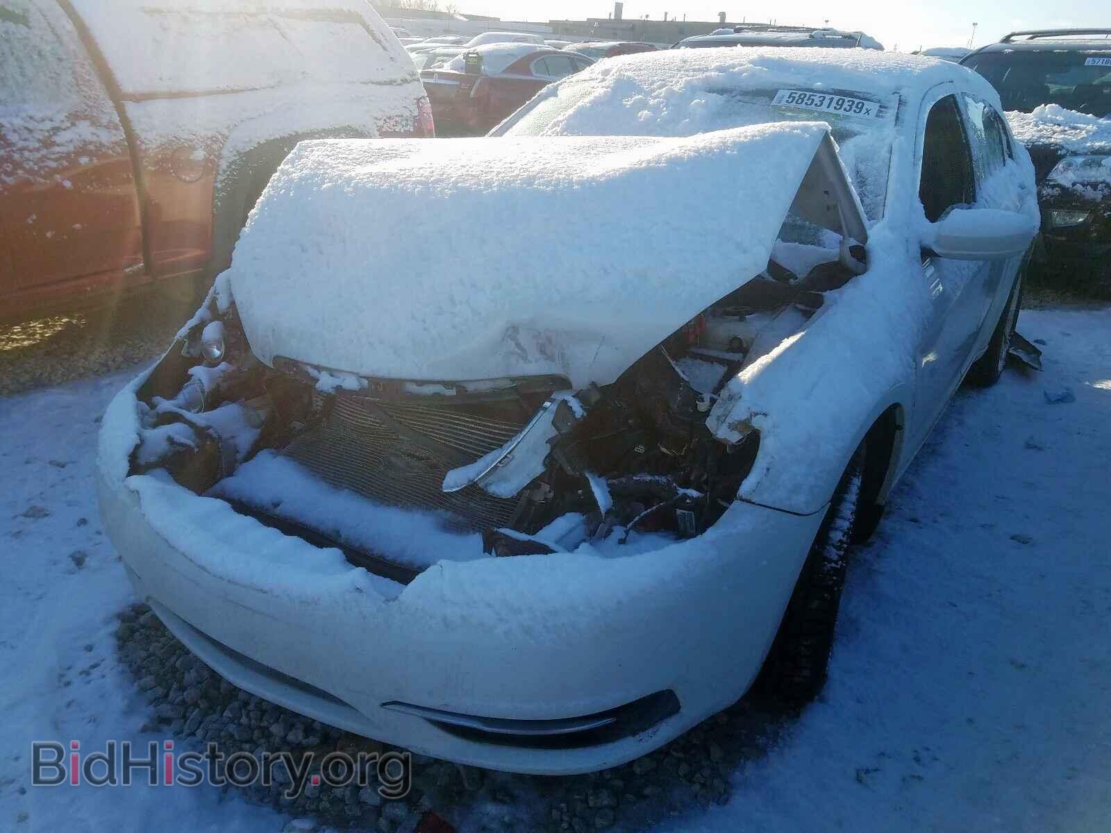 2011 CHRYSLER 200 - VIN: 1C3BC1FB3BN624318 - Фото 2