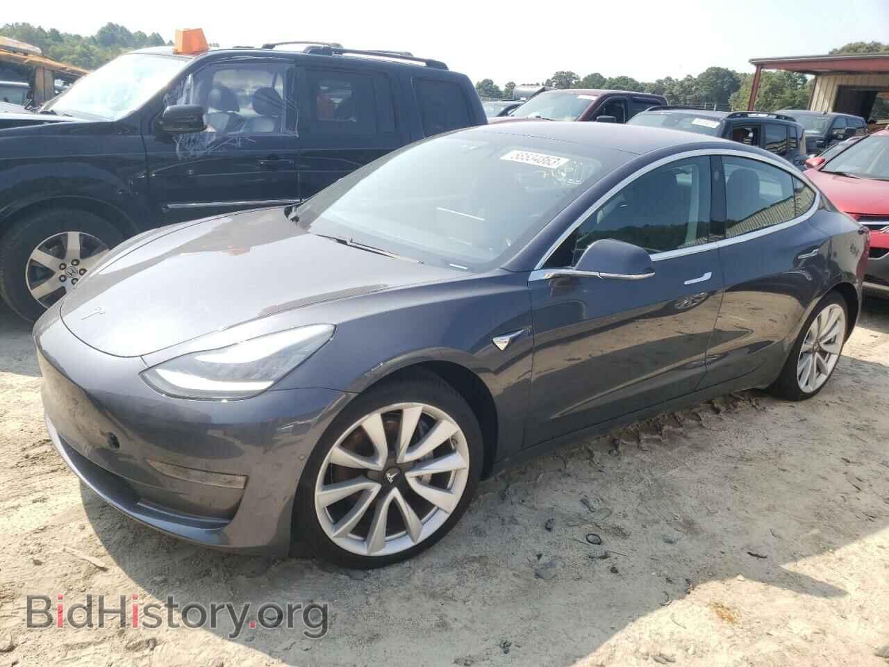 Фотография 5YJ3E1EB5JF068666 - TESLA MODEL 3 2018