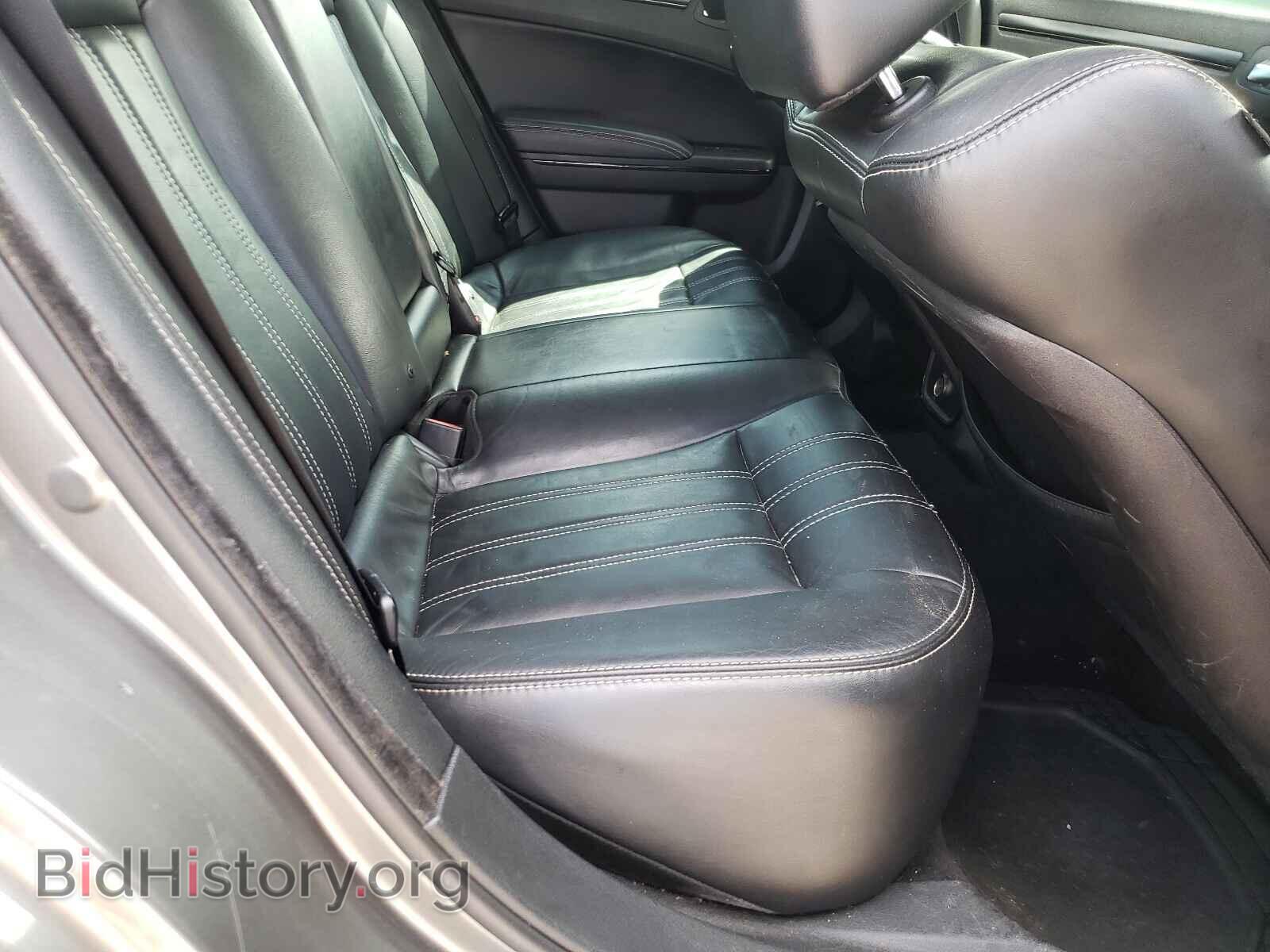 2012 CHRYSLER 300 - VIN: 2C3CCABGXCH129629 - Фото 6