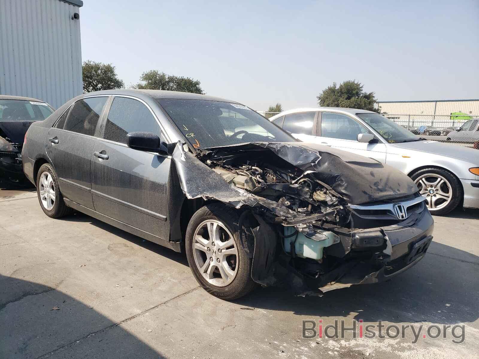 Photo 1HGCM56337A111213 - HONDA ACCORD 2007