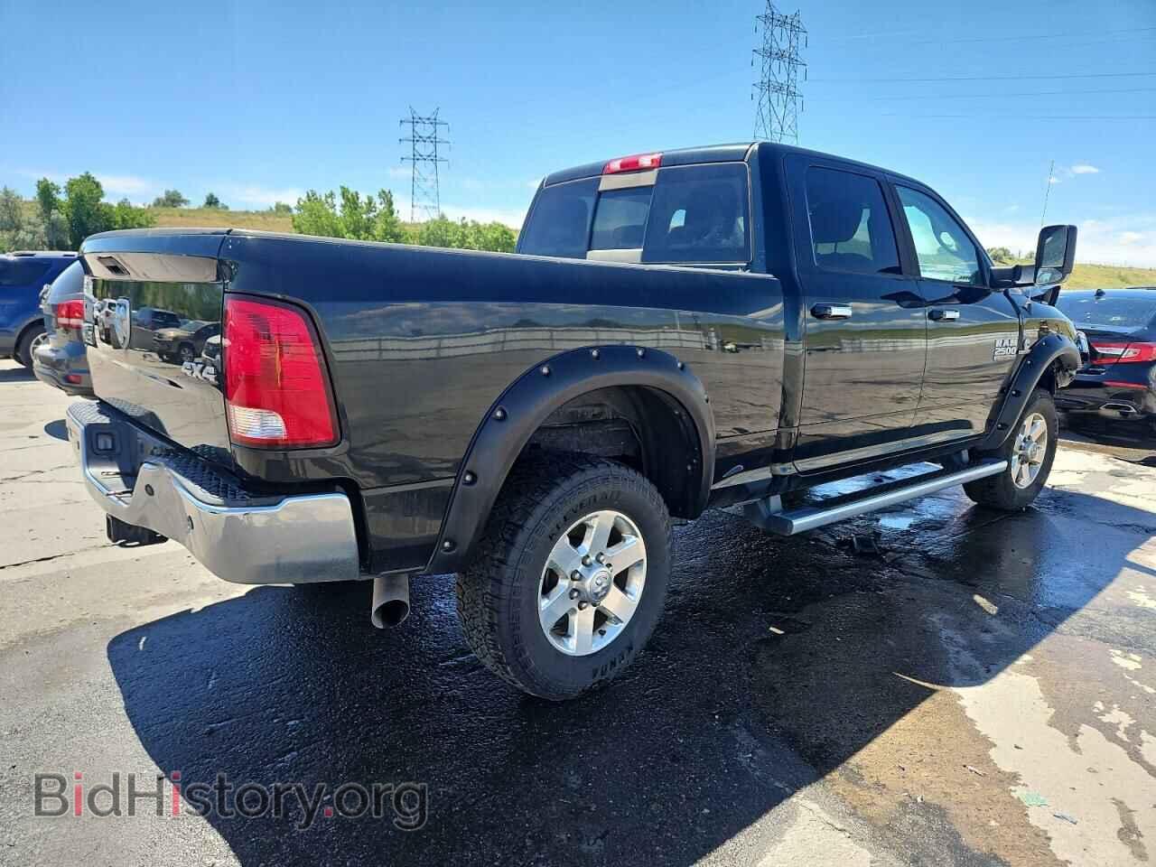 2015 RAM All Models - VIN: 3C6UR5DL4FG611136 - Фото 3