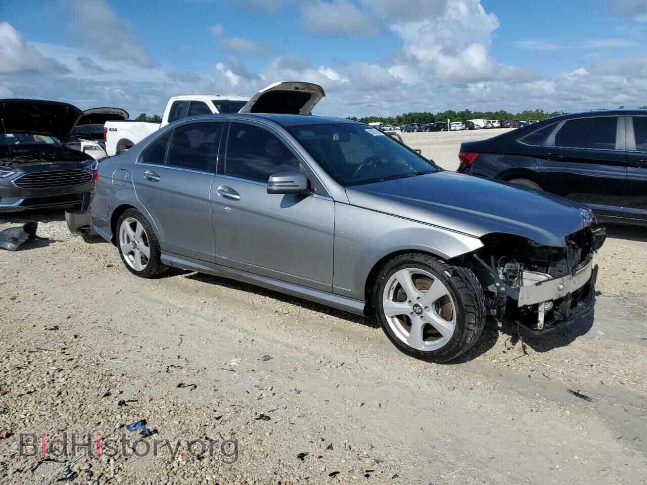 2013 MERCEDES-BENZ C-CLASS - VIN: WDDGF8AB4DR242552 - Фото 4