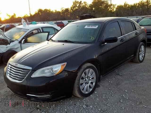 2013 CHRYSLER 200 - VIN: 1C3CCBAG2DN760911 - Фото 2