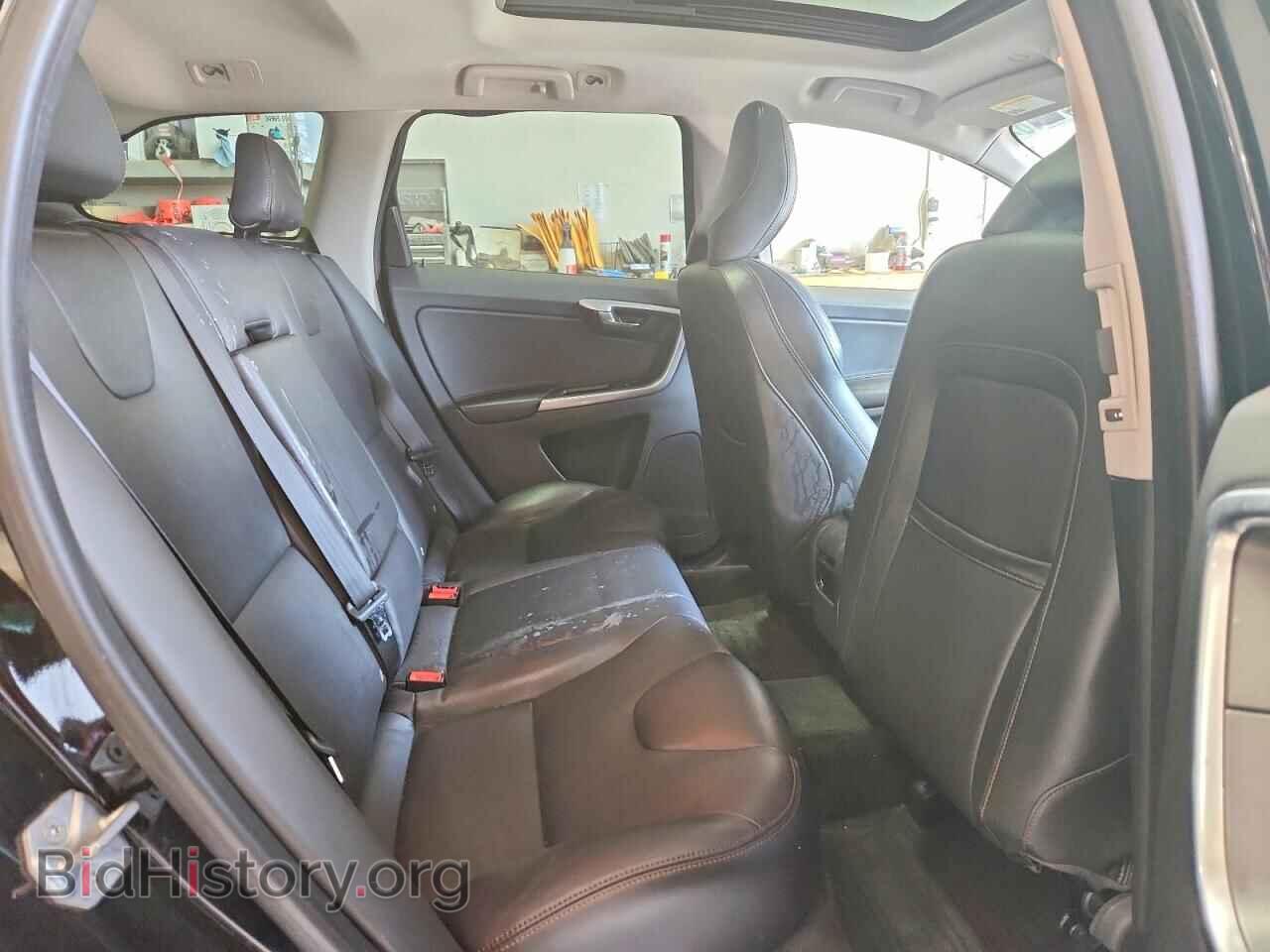 2017 VOLVO XC60 - VIN: YV440MRR3H2024574 - Photo 11