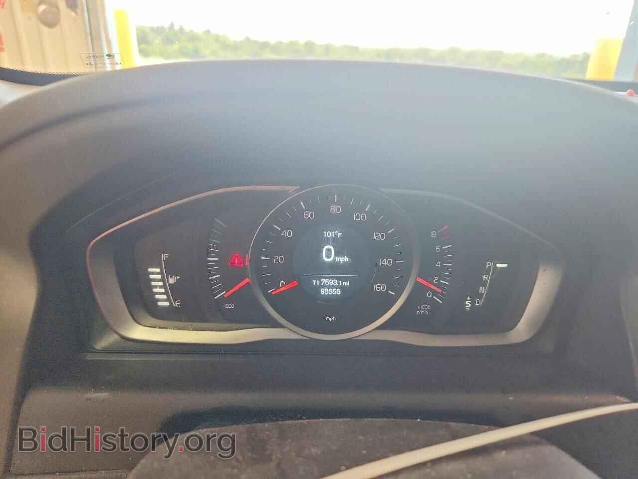 2017 VOLVO XC60 - VIN: YV440MRR3H2024574 - Photo 9