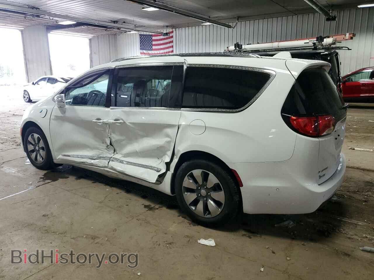 2018 CHRYSLER PACIFICA - VIN: 2C4RC1N77JR118533 - Фото 2