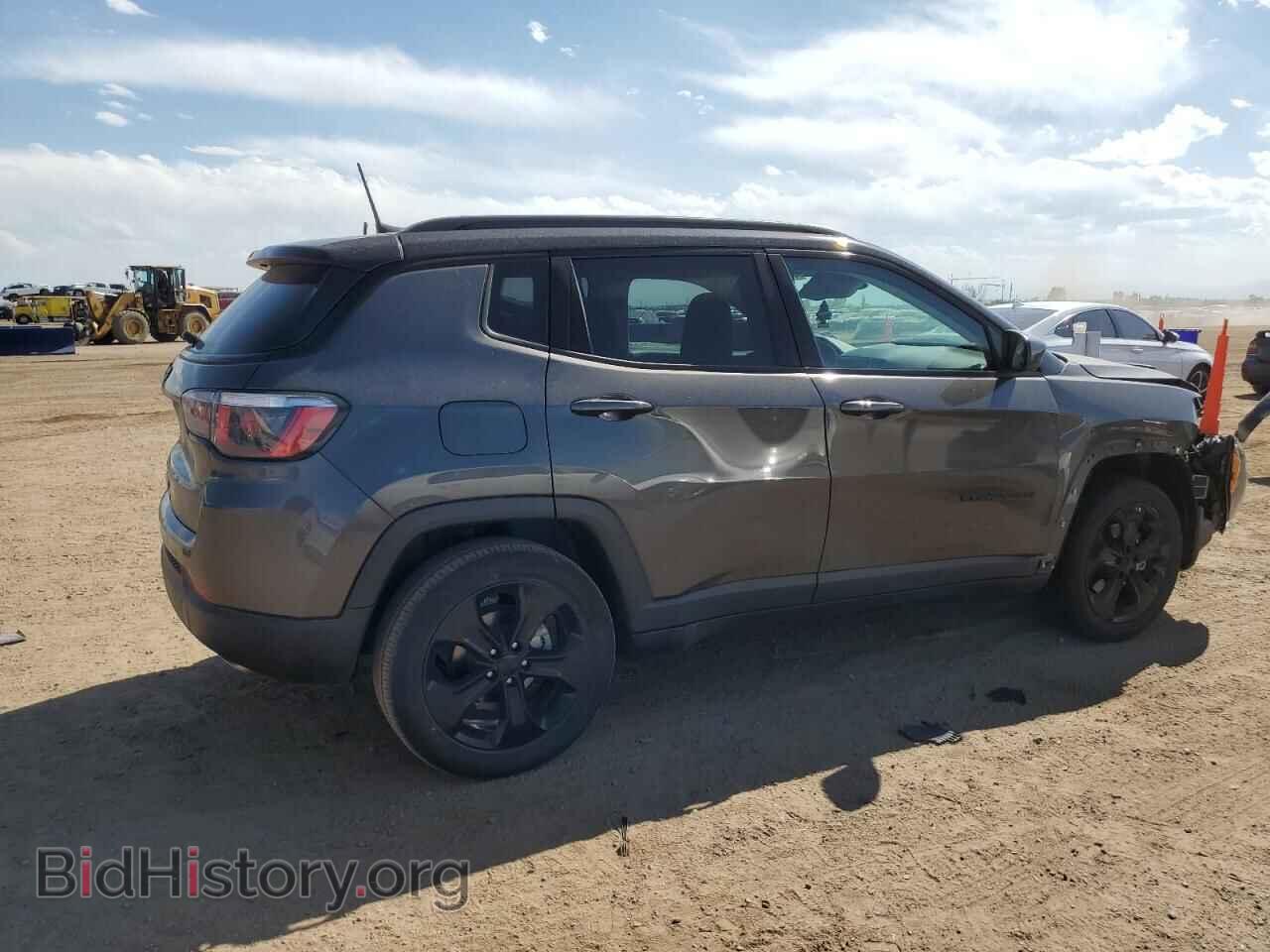 2019 JEEP COMPASS - VIN: 3C4NJDBB9KT807146 - Фото 3